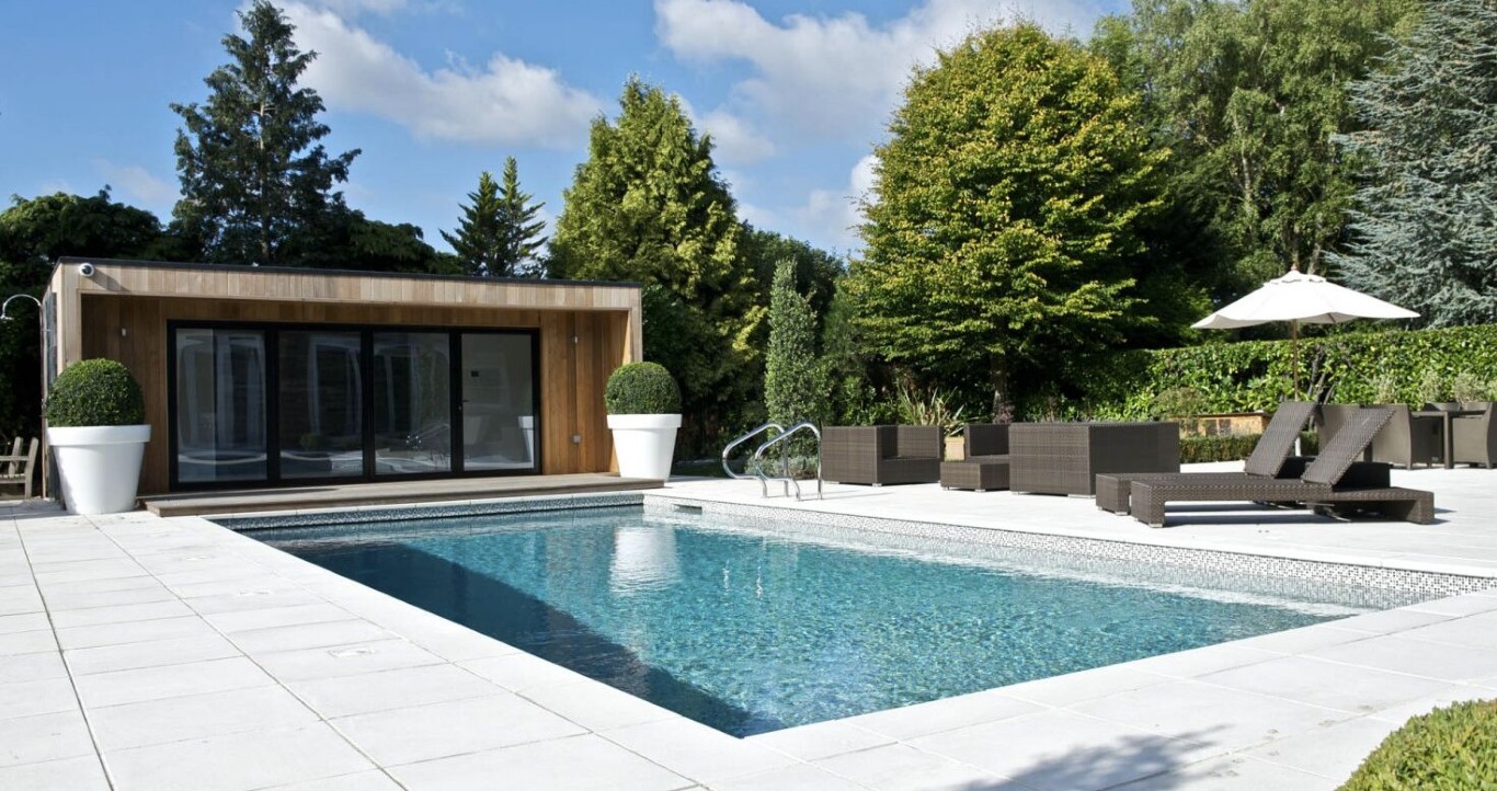 Beautiful clean swimming pool in Maricopa, Arizona